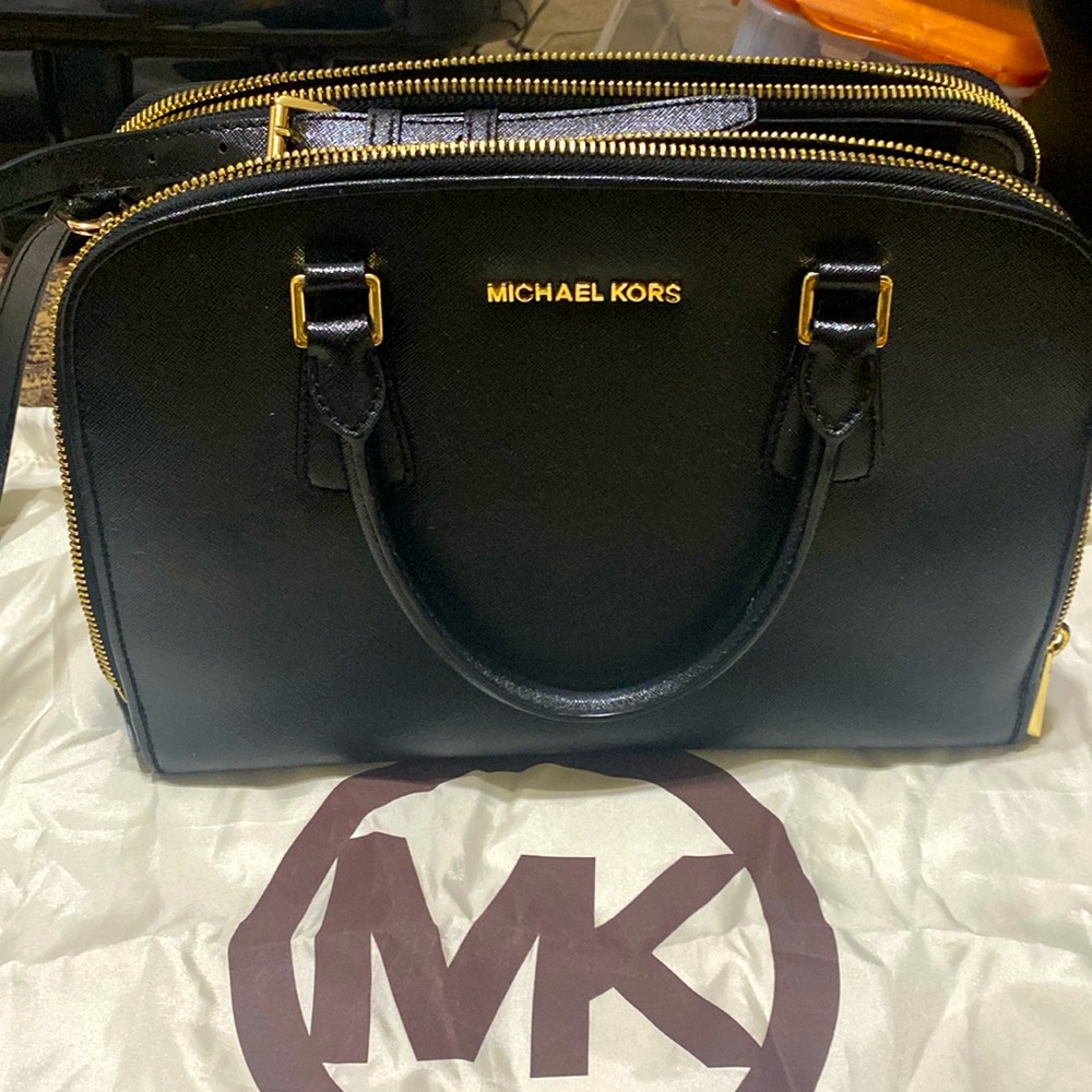 Michael Kors black crossbody large